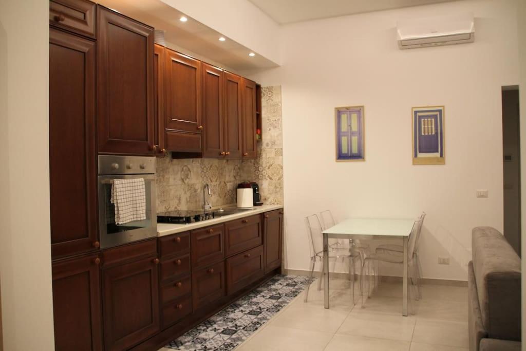 La Casa Di Beba Appartement Bari Buitenkant foto